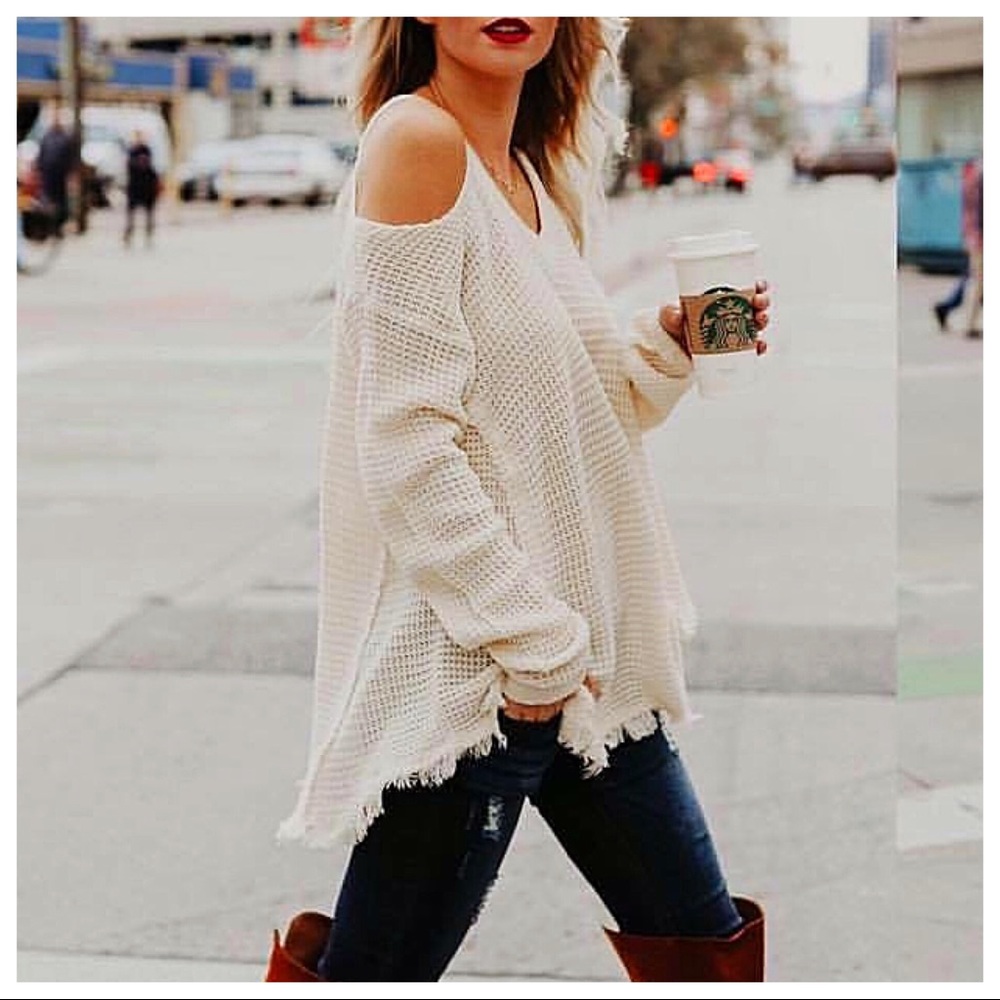Last one! Heavy knit fringe sweater - Picture 2 of 7